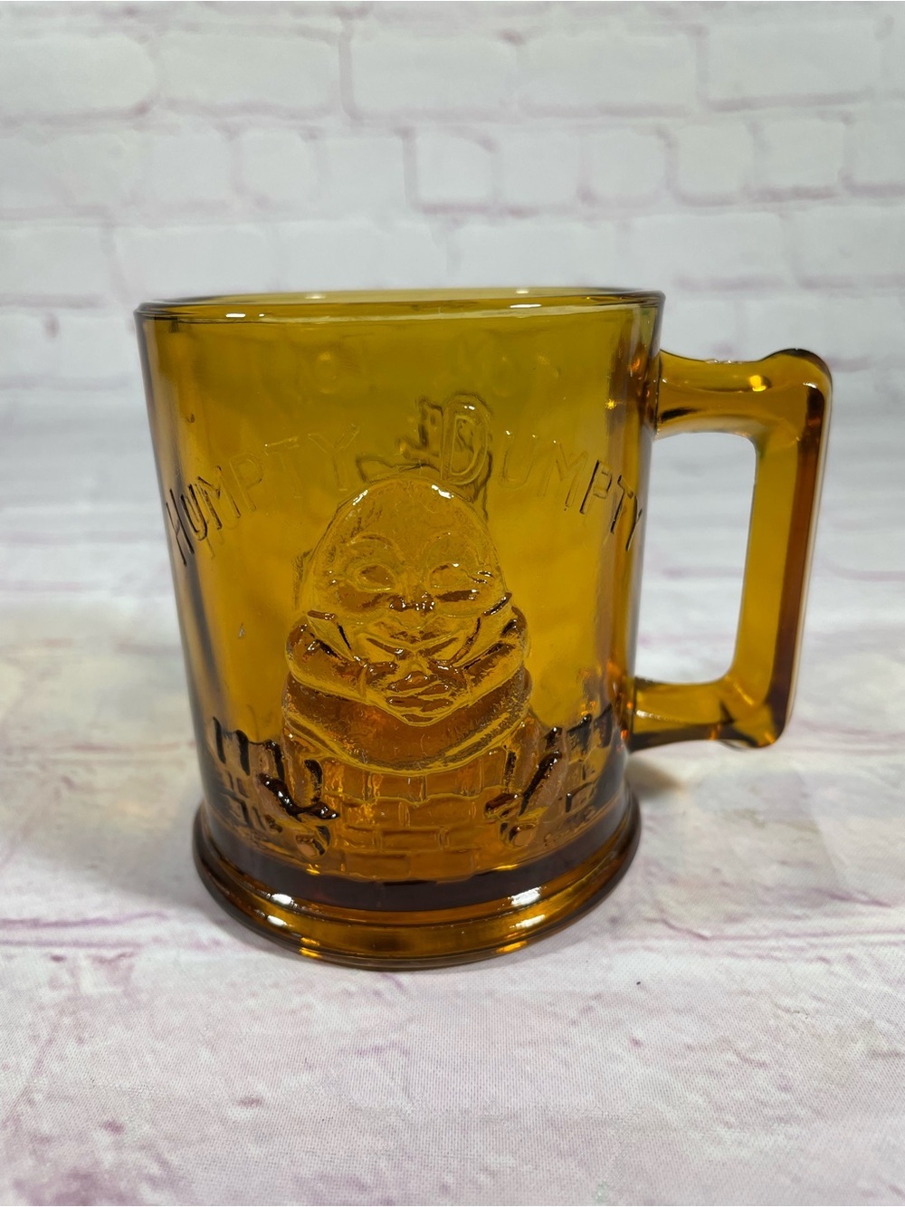 Vintage Indiana Glass Humpty Dumpty and Tom Tom The Piper’s Son Amber Glass Mug
